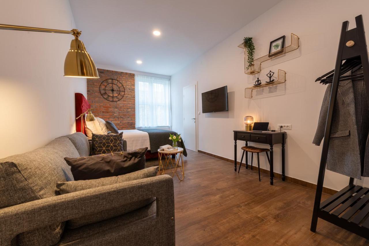 Brickwall Apartments 자그레브 외부 사진
